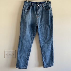 Never been worn, SHEIN boyfriend jeans size 34